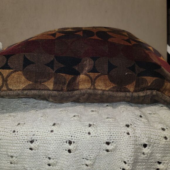 Geometric Circle Pattern Throw Pillows 2 Total Retro 17"  Chair Cushion Decor - Picture 4 of 8